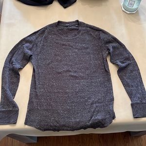 ++Vince men’s long sleeved shirt++
